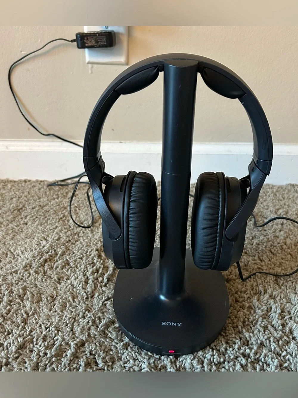 Sony WH-RF400 Black Wireless Home Theater Headphones RF Transmitter Dock (Works)